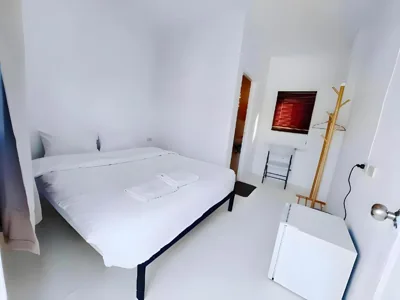 BAO Patong Beach Phuket - เบา ป่าตองบีช – 사진 2